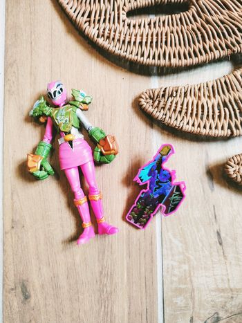 🙅 Power rangers dino fury figurine ranger rose /pink smash armor et sa clé marque hasbro