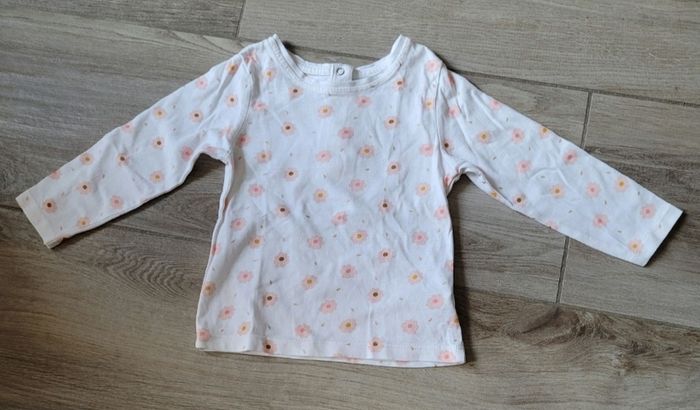 Lot de 2 t-shirts manches longues fleuris taille 18 mois - photo numéro 5