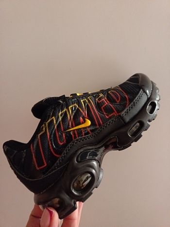 T35. Basket chaussures enfant T35