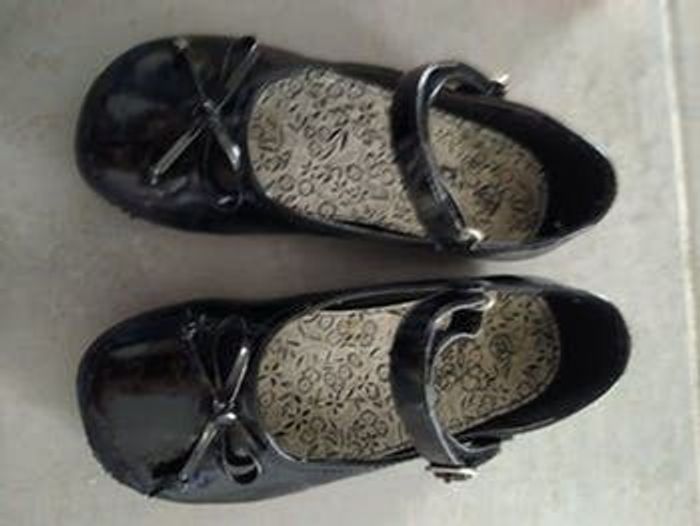 Ballerines vernies noires en 28