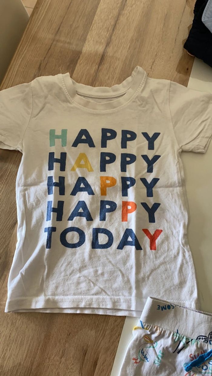 Ensemble t-shirt short primark 18/24 mois - photo numéro 2