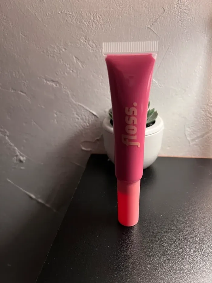 Rouge à lèvres - photo numéro 3