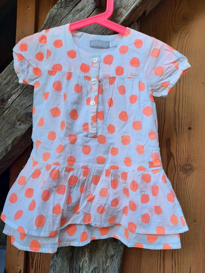 Magnifoque robe d'été Bóboli, 18 mois, blanche à gros poids orange fluo