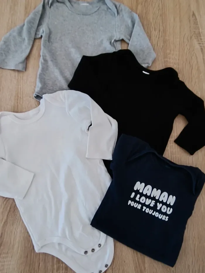 Lot de bodies manches longues et courtes taille 24 mois - photo numéro 5