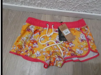 short de bains taille s