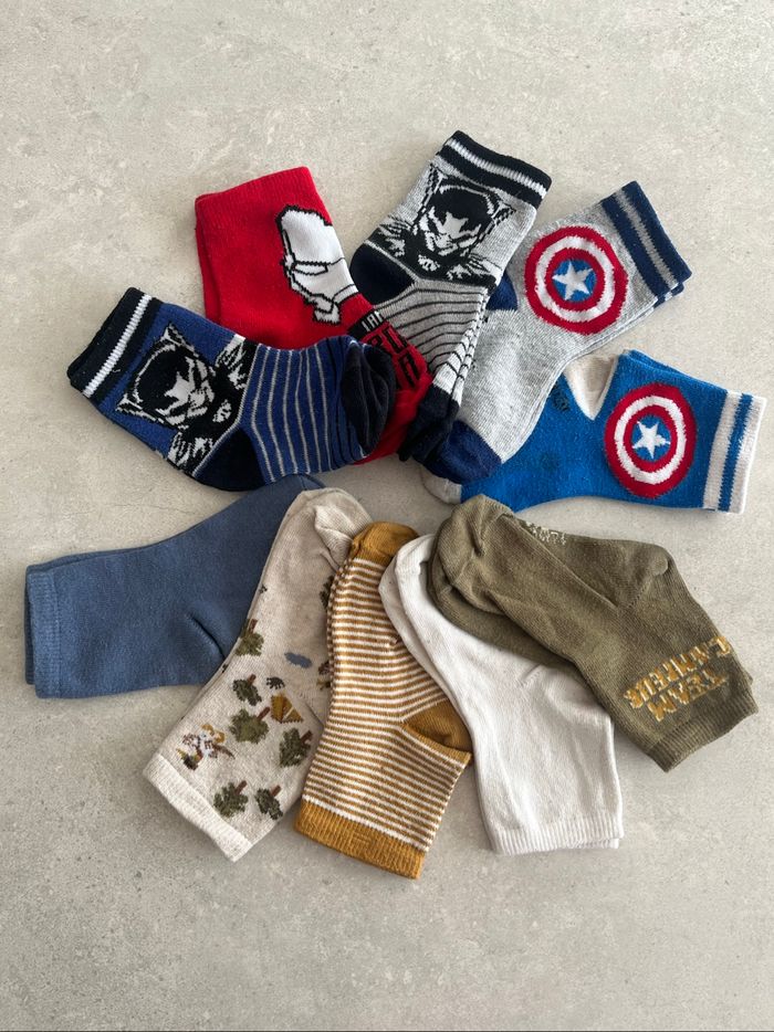 Lot 10 paires de chaussettes 24/26 (3A)