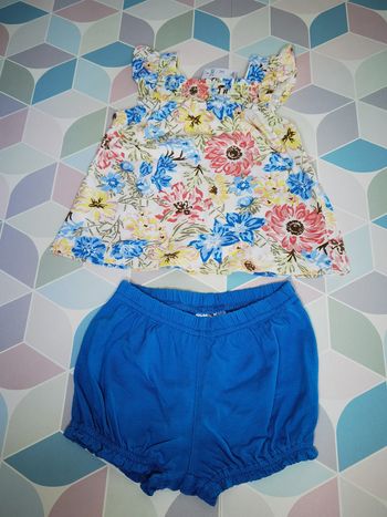 D3859 - ensemble fille 12 mois