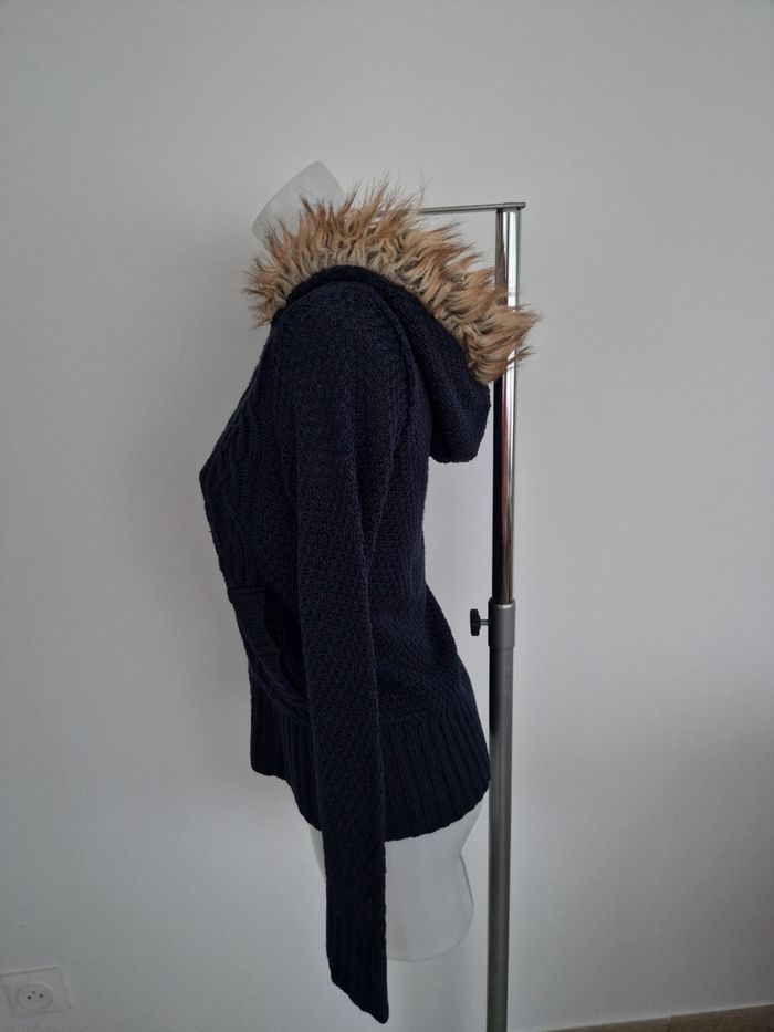 Sweat torsadé bleu marine à capuche fourrée et moumoute, Jennyfer - photo numéro 5