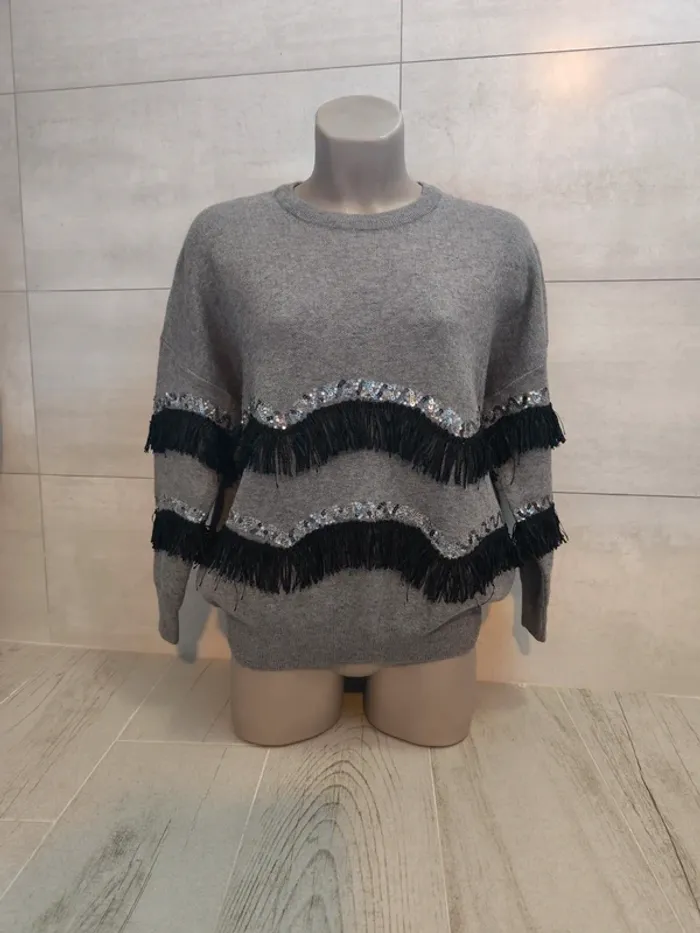 Cute grey snd black tassel detailed jumper - Paris et moi - size XXL - photo numéro 2