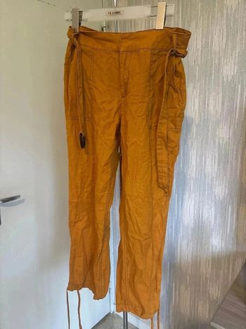 Pantacourt taille 38 marque cache cache •