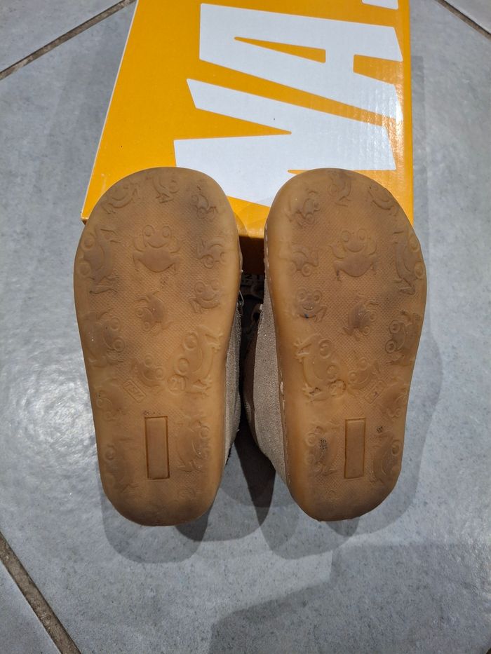 Chaussure fermé cuire