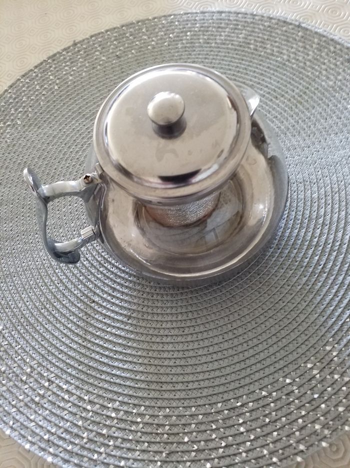 Théière inox bon état - photo numéro 2