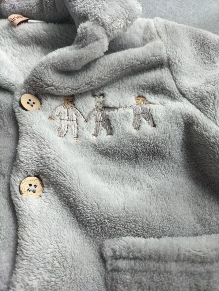 Veste polaire 1 an - photo numéro 2
