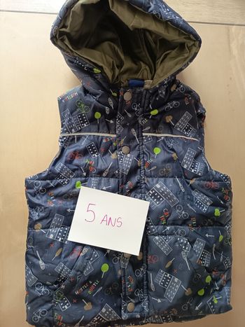 Veste sans manches 4-5 ans