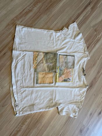 Tee shirt