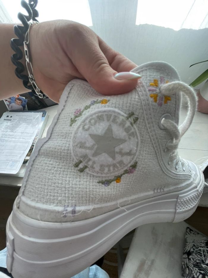 Converse - photo numéro 4