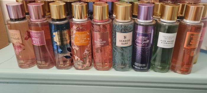 Brume Victoria's secret neuve - photo numéro 3