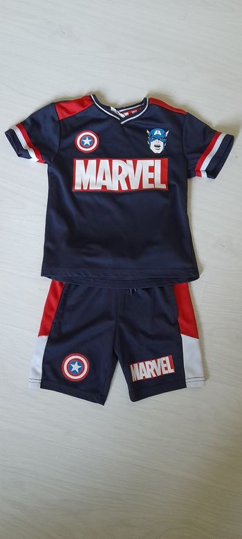 Ensemble Marvel T 4 ans