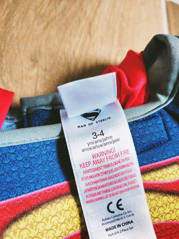 🦸 Déguisement/costume deluxe avec rembourrage Superman Dc comics pour enfant - photo numéro 5