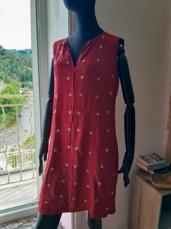 Robe rouge fluide broder Marguerite taille 46
