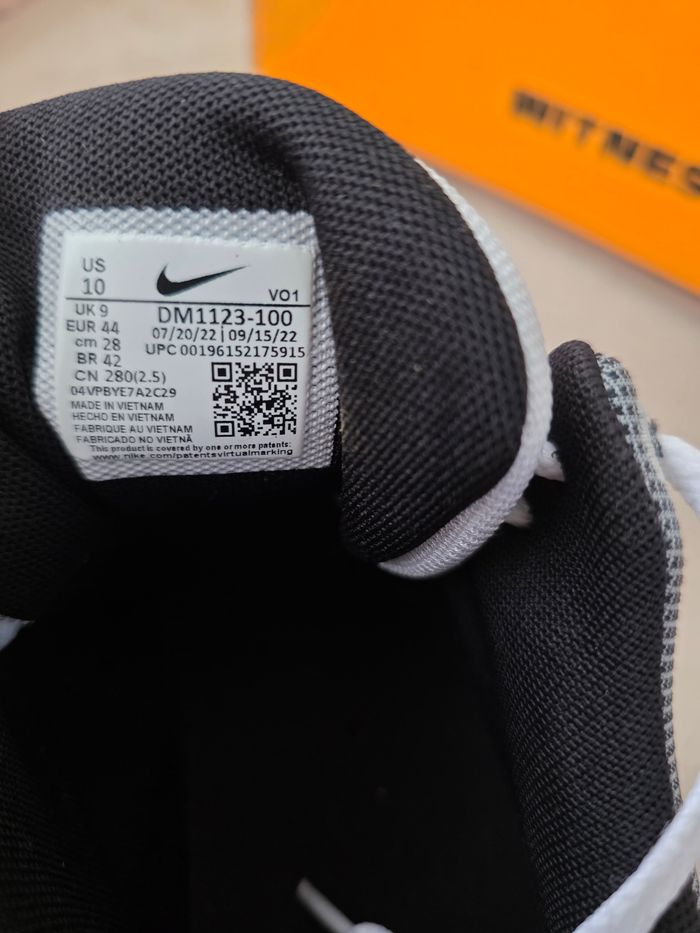 Basket nike lebron witness VII neuf pointure  44 original - photo numéro 5