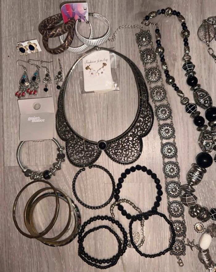 Bijoux fantaisie - photo numéro 3