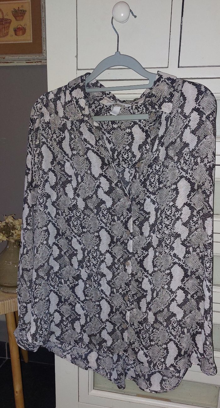 Chemisier motif "peau de serpent" - photo numéro 2