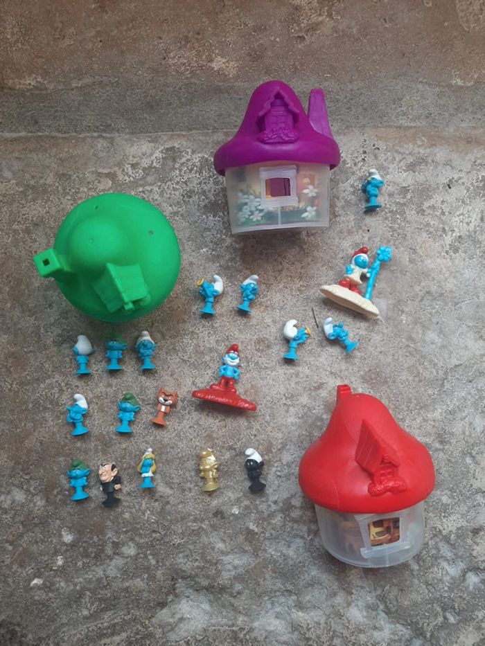 Lot Schtroumpfs maisonnettes et figurines - photo numéro 3