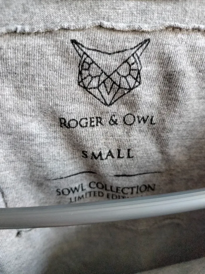 Tee shirt gris a motifRoger owl T S - photo numéro 3