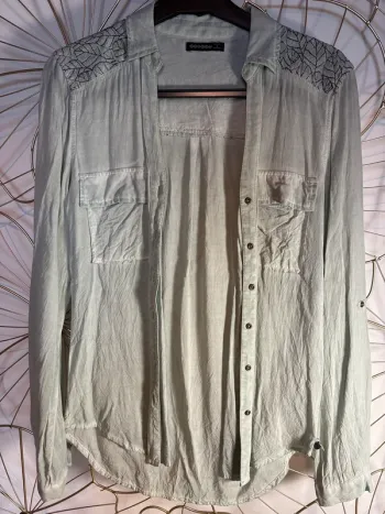 Chemise vert d’eau