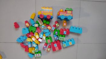 Bus et locomotive Méga bloks