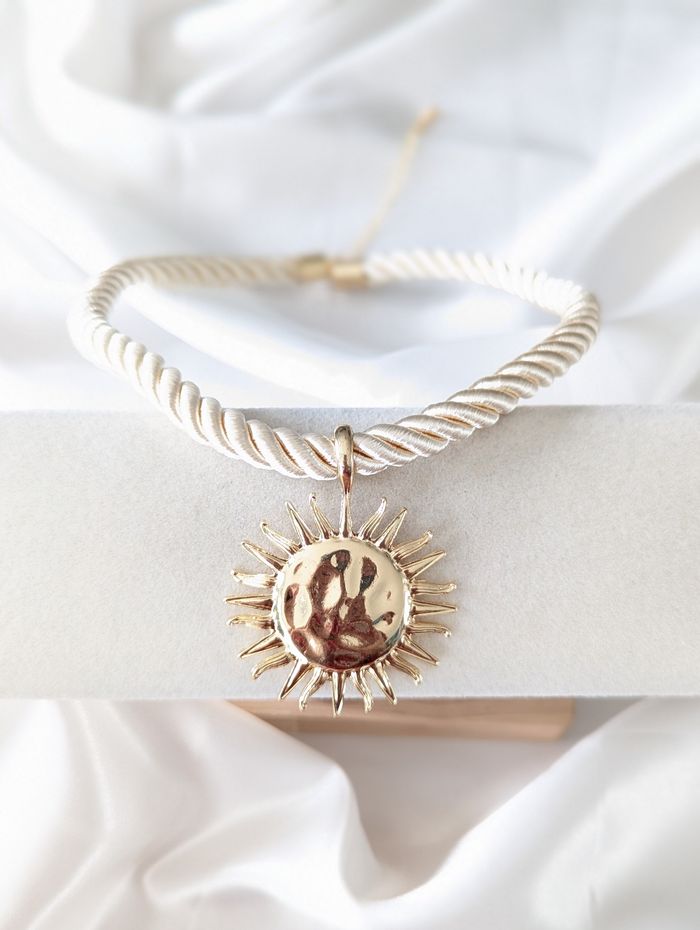 Collier soleil