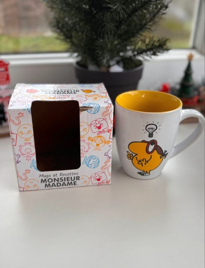 5 tasses - mugs - Monsieur Parfait - Madame Casse pied - Madame Boulot - Madame autoritaire - photo numéro 8