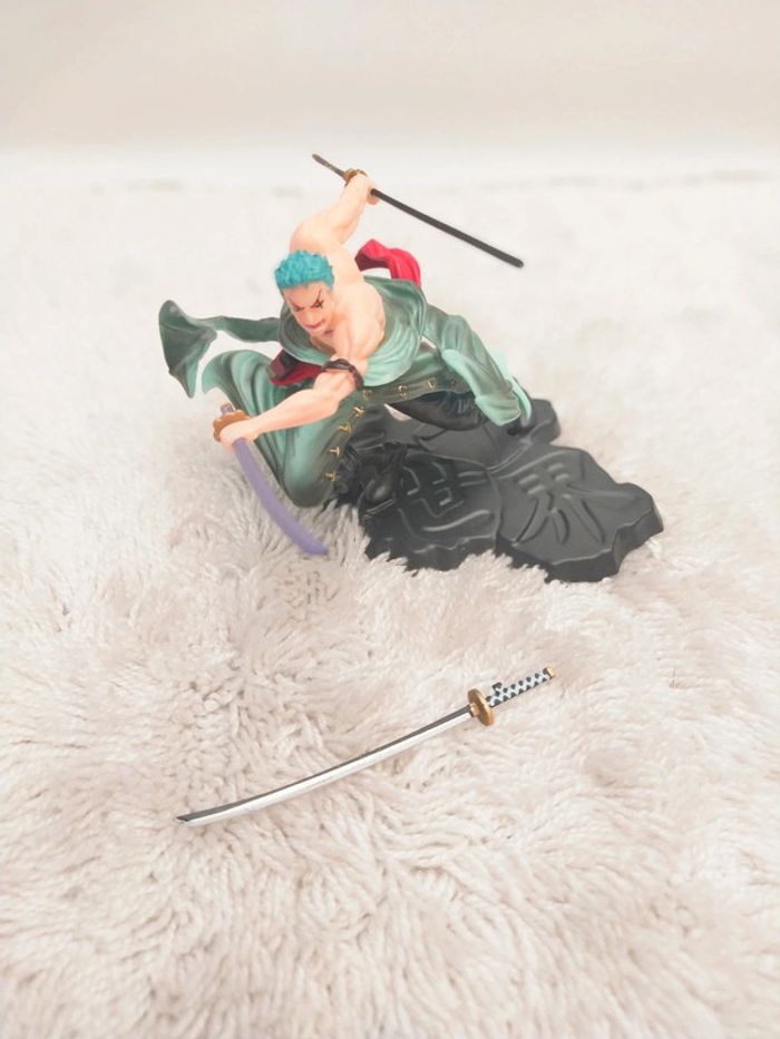 Lot de 2 Figurines sur Socle (Demon Slayer & One Piece) 🎌 - photo numéro 6