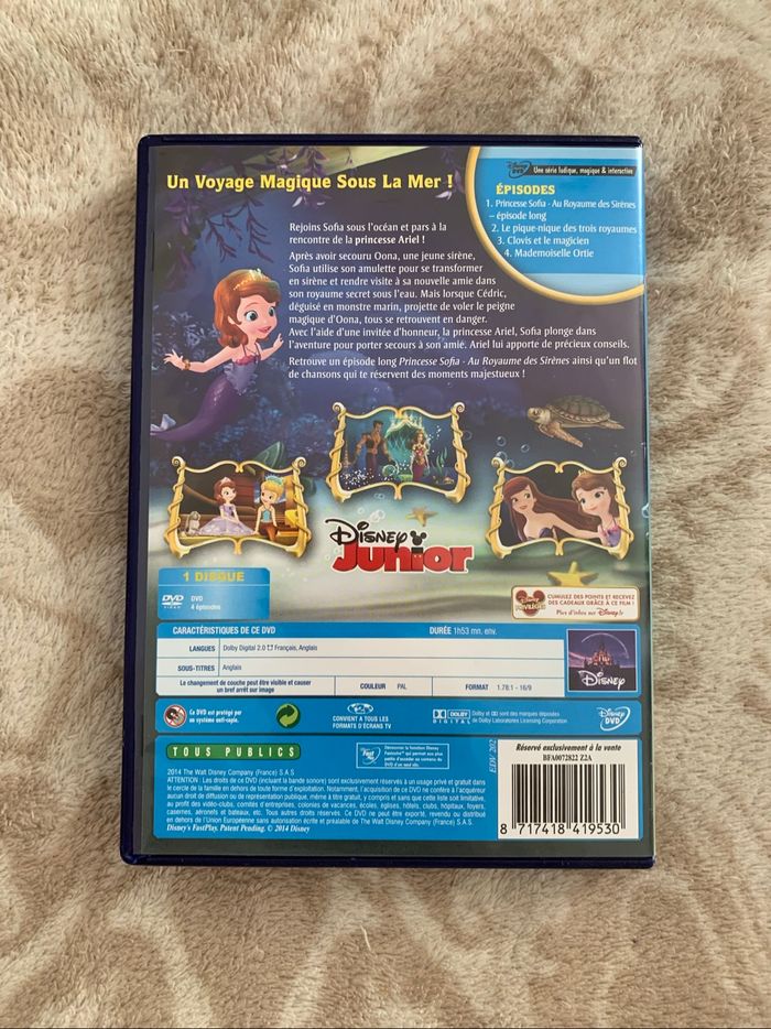 Lot dvd Disney princesse Sofia - photo numéro 7