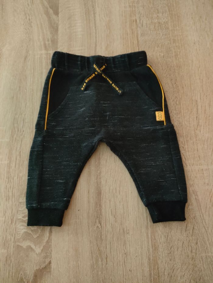 Pantalons - photo numéro 2