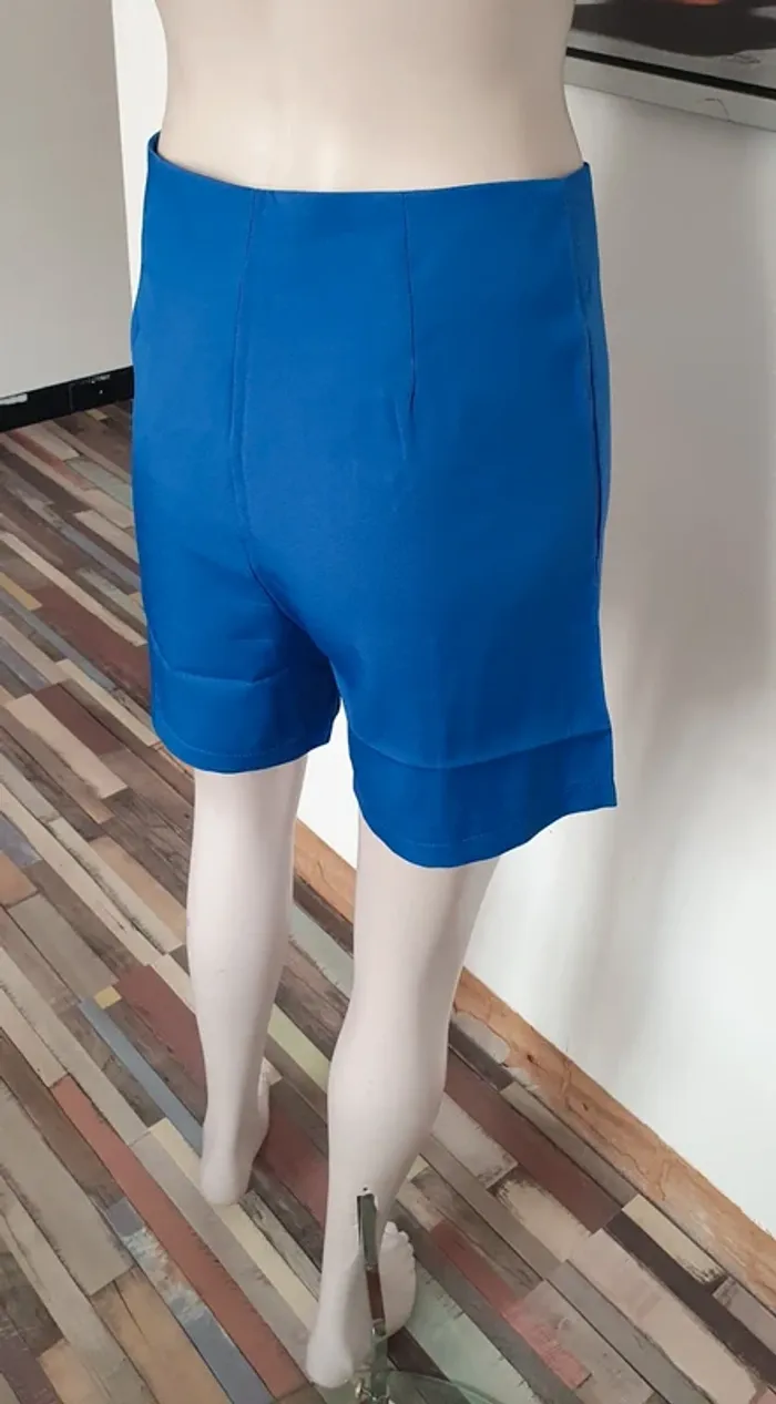 Shorts - photo numéro 7