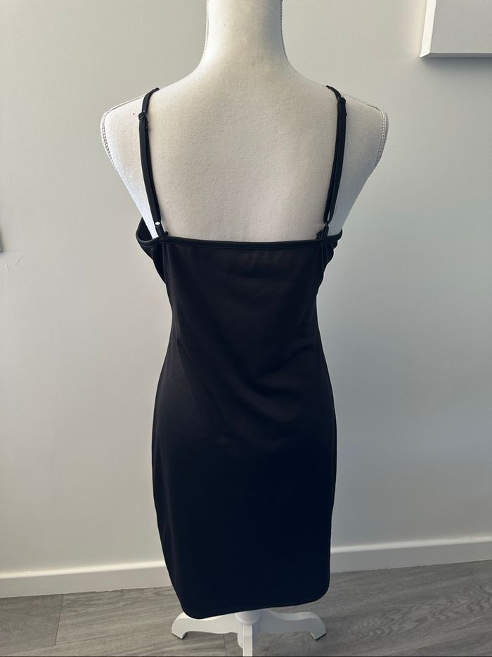 Robe nuisette broderies fleurs noire rouge et verte Y2K T38/40 M/L - photo numéro 5