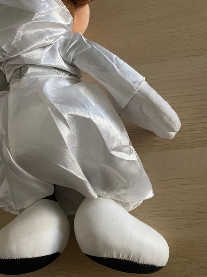 Peluche Disney disneyland Paris Minnie mouse star wars princesse Leia parks - photo numéro 9