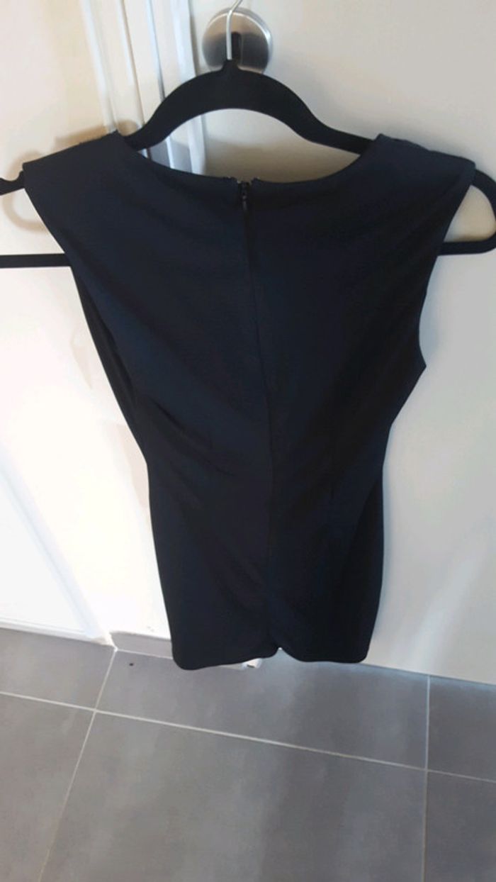 Robe noire chic Mango - photo numéro 4