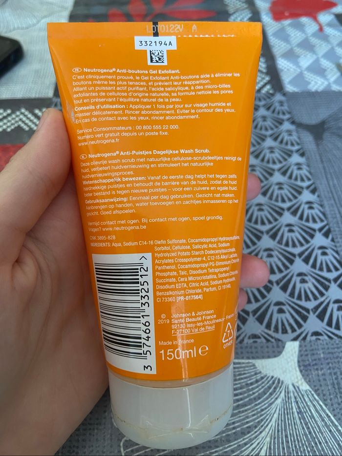 Gel anti-bouton Neutrogena - photo numéro 2