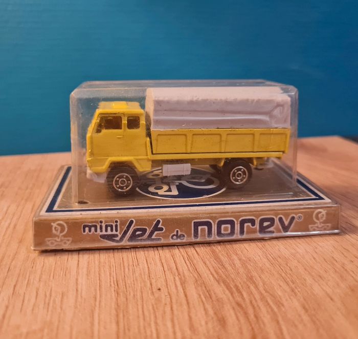 Mini Jet Norev 436 Volvo Bache