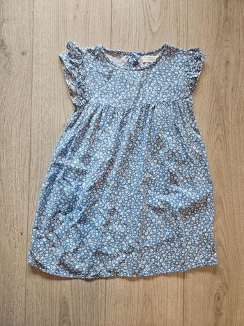 Robe fleurs bleu primark 6/7 ans