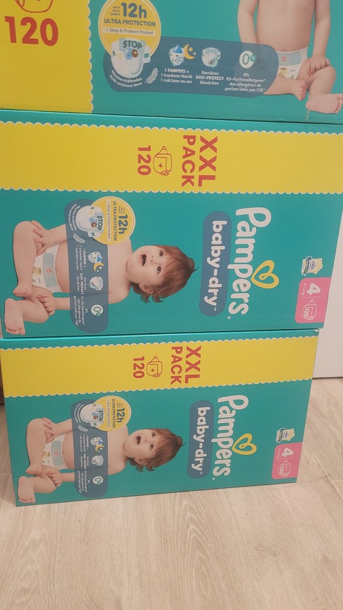 Couches pampers T4