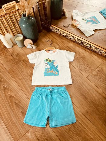 Taille 9 mois ensemble d’été 2 pièces garçon blanc et turquoise * requin * 💙