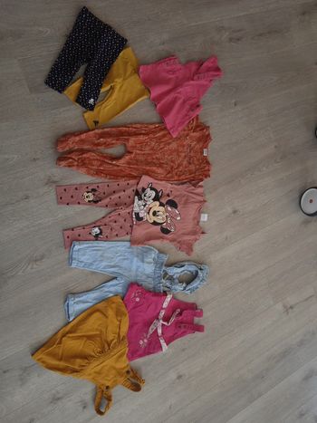 Lot vêtements fille 12 mois