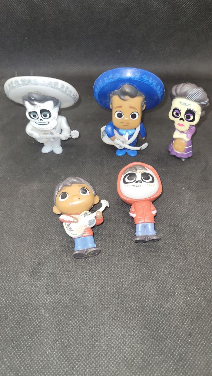 6 figurines de Coco - Disney