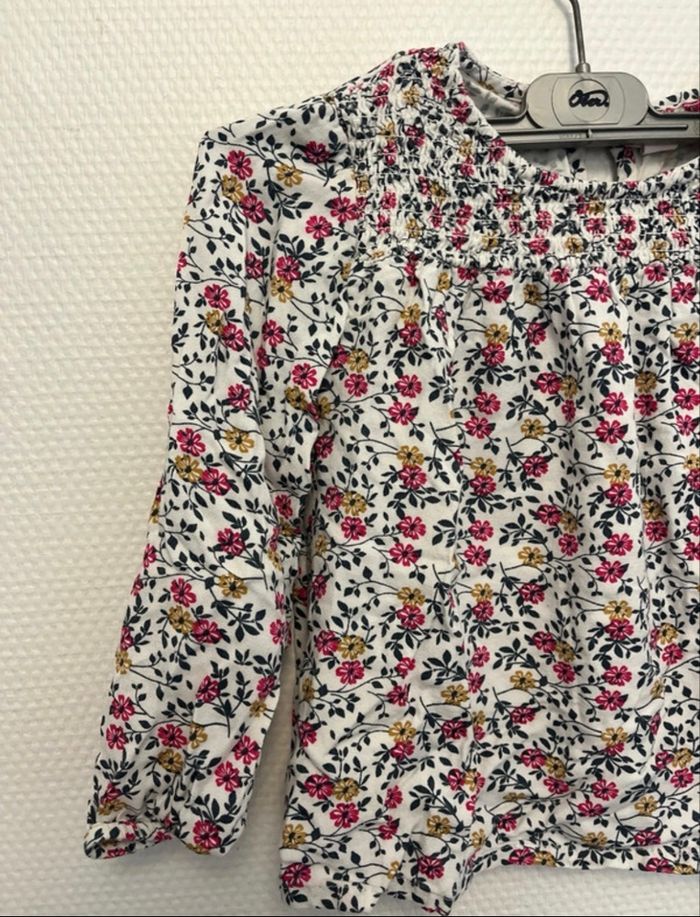 Blouse t-shirt - 6ans -TBE - photo numéro 4