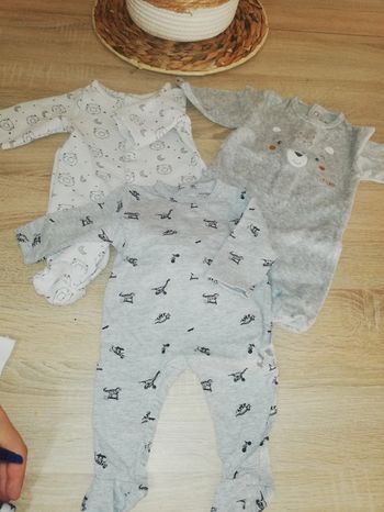 Vend lot de vêtement de 1 à 3 mois garçon