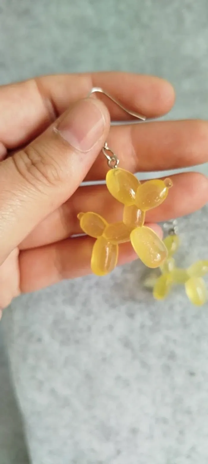 🍄 Boucles d’oreilles ▪ chien ballon jaune translucide pailleté - photo numéro 2